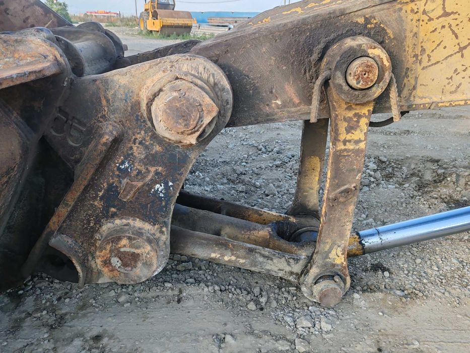 Cupla Cupa (has) Excavator Komatsu PC 210LC-8 An 2010