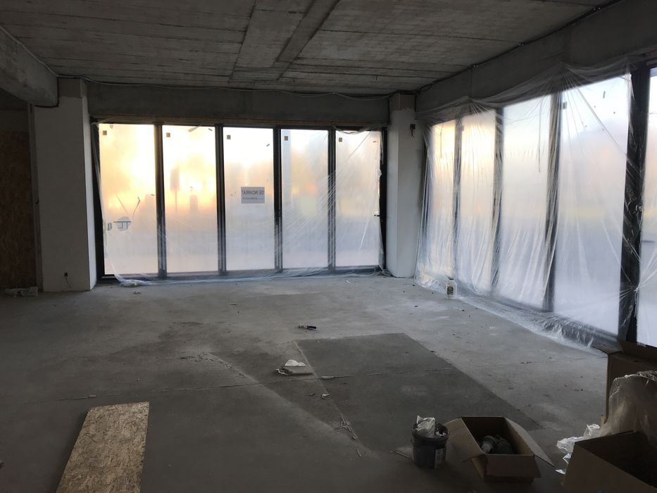 Spatiu comercial 62 mp+ terasa 70 mp-Dem Radulescu