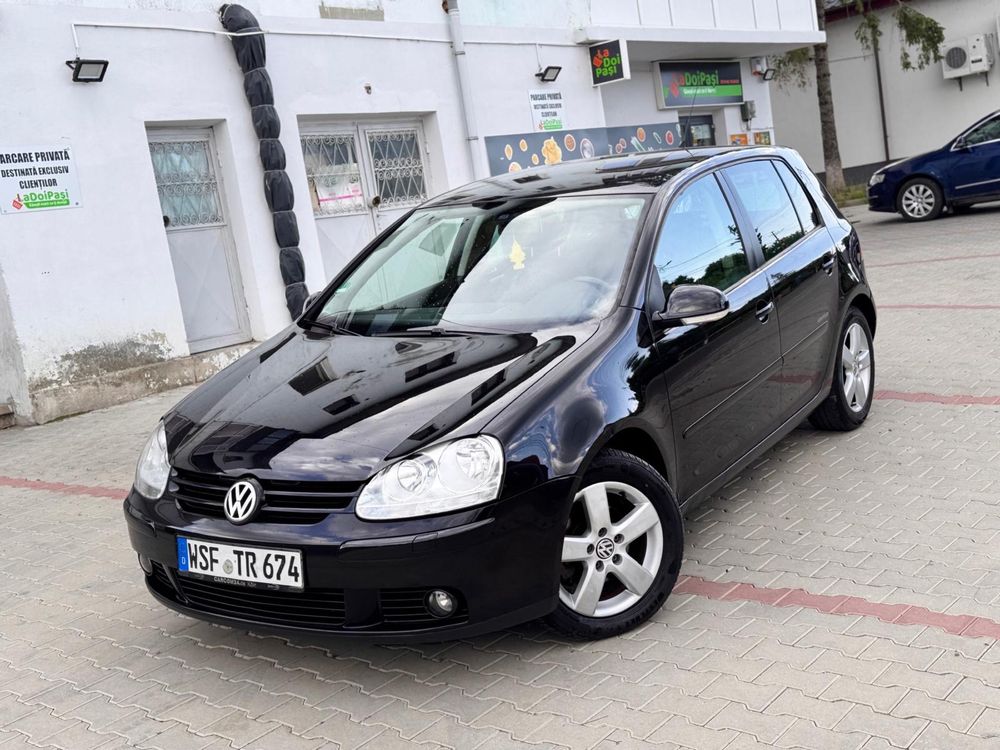 Volkswagen Golf 5/1.9 TDI/105CP/ 2008 luna a6a/DSG/ United/