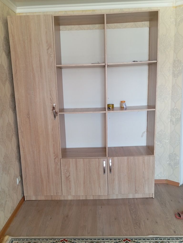 Шкаф 3х дверный в хорошом состояние