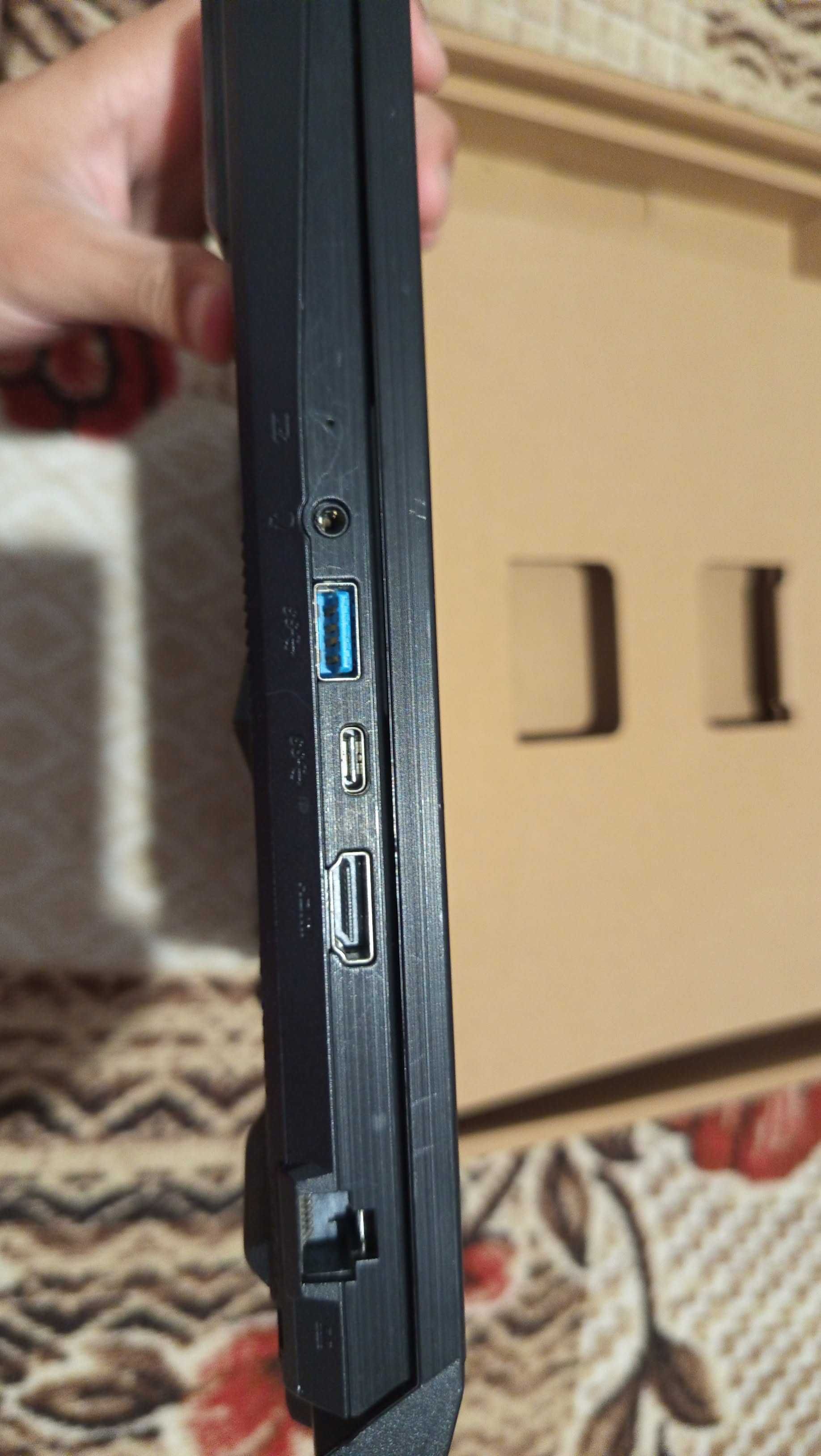 Гейминг Лаптоп MSI BRAVO C7U