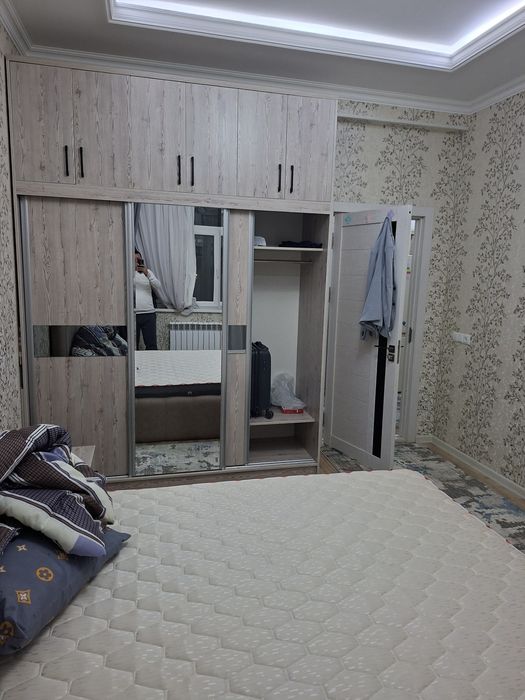 Задаётся квартира 2 х комната