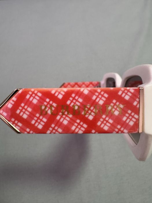 Слънчеви очила burberry