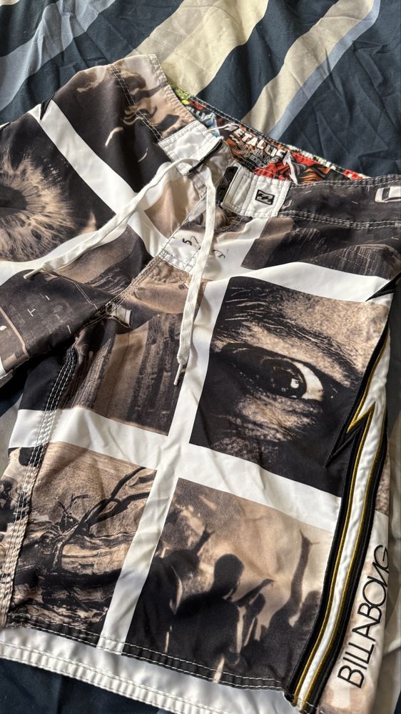 Pantaloni scurti Metallica limited edition x billabong