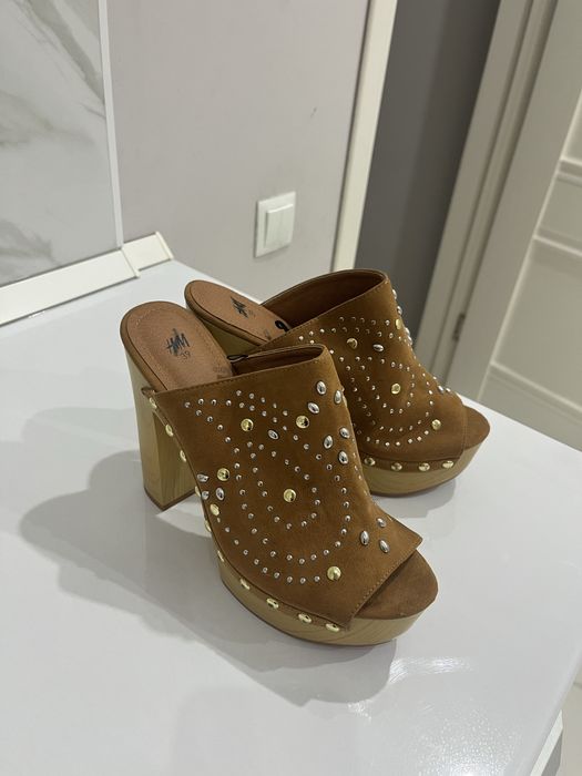 Продам обувь с H&M новый