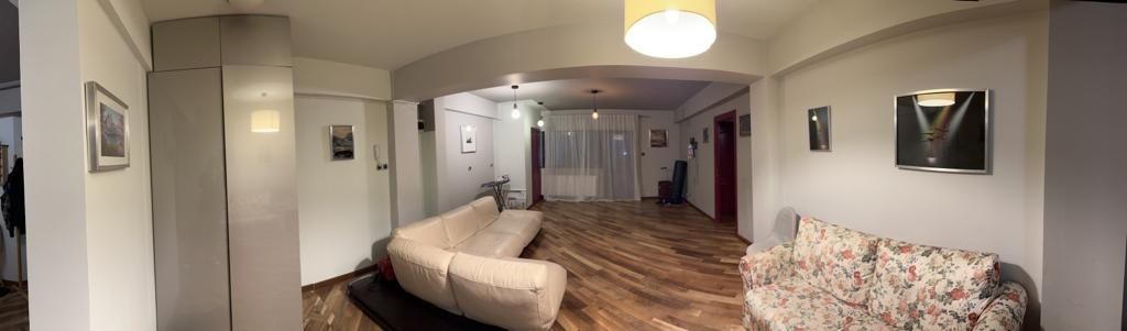 Închiriez apartament deosebit - 5 camere