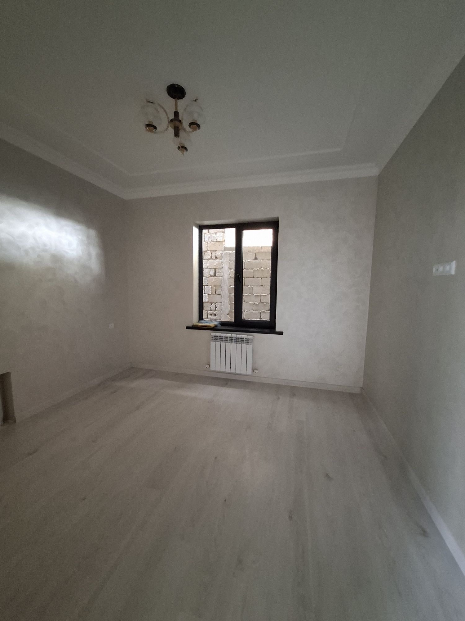 Продаю  евро Коттедж  3 соток 6 комната. Тузель маххаля.