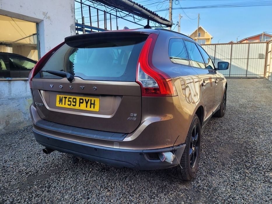 Dezmembrari dezmembrez  Volvo XC60  2.4 Diesel 2008-2013