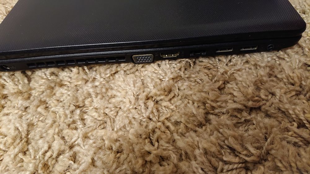 Laptop Asus X552C defect