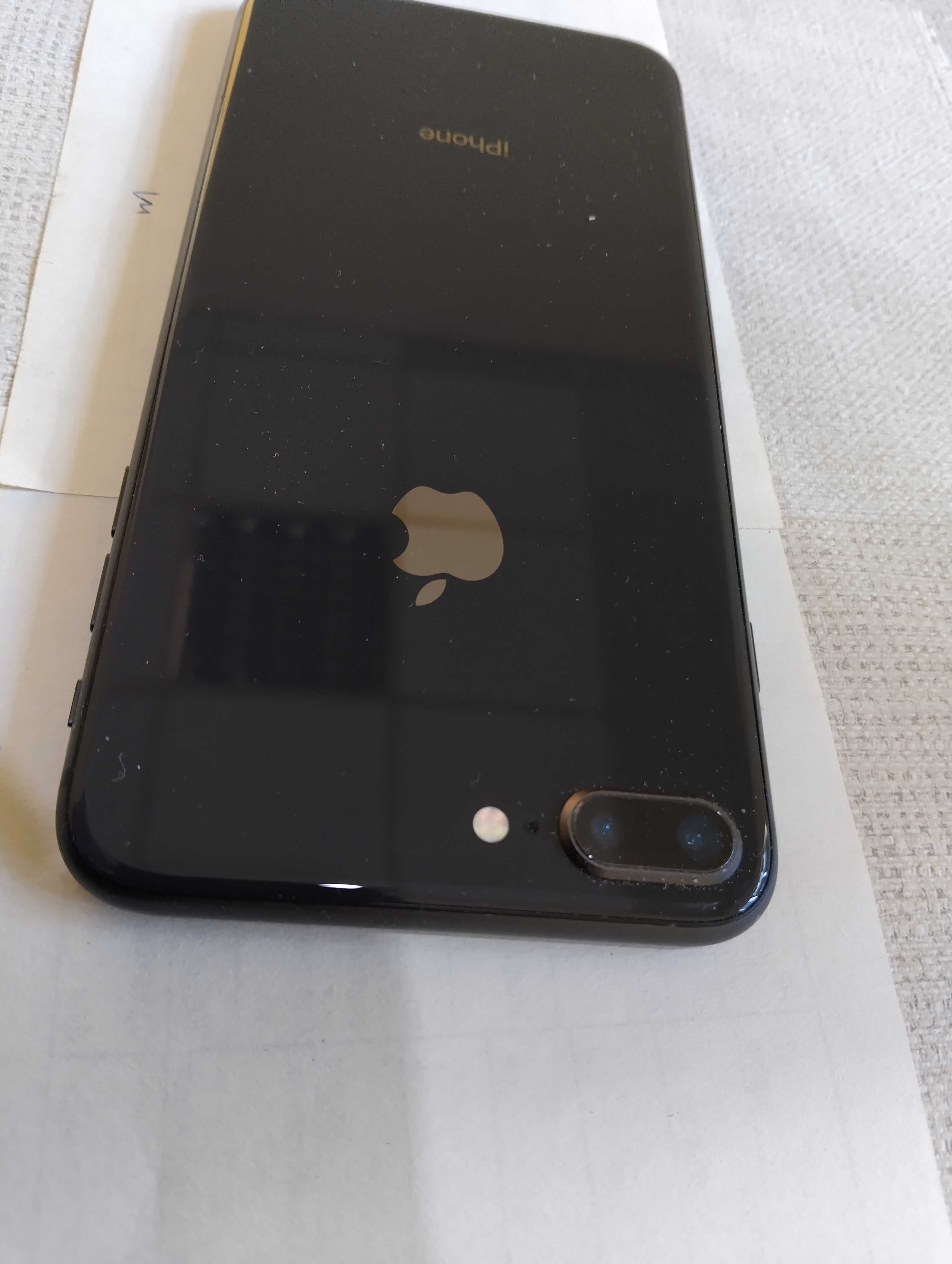 Iphone 8plus ,64 памет