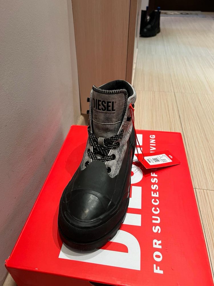 Унисекс Diesel обувки 42.5 номер