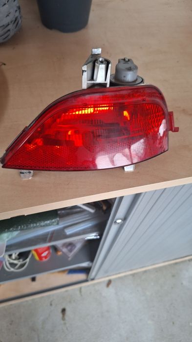 Lampă ceată dacia Logan