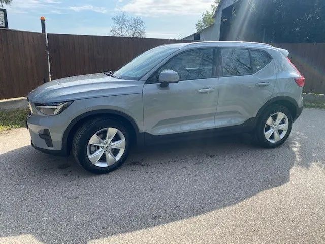 Volvo XC 40 Volvo XC 40, Core, B3 Mild Hybrid / nou / pe stoc / livrare imediata