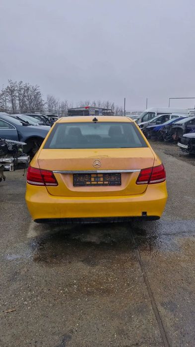 Dezmembram Mercedes E Class W212 Facelift an 2014 motor 2.2 Cdi Cutie automata 7G Tronic Plus