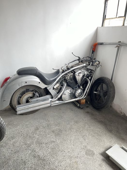 Части за мотор и мотор