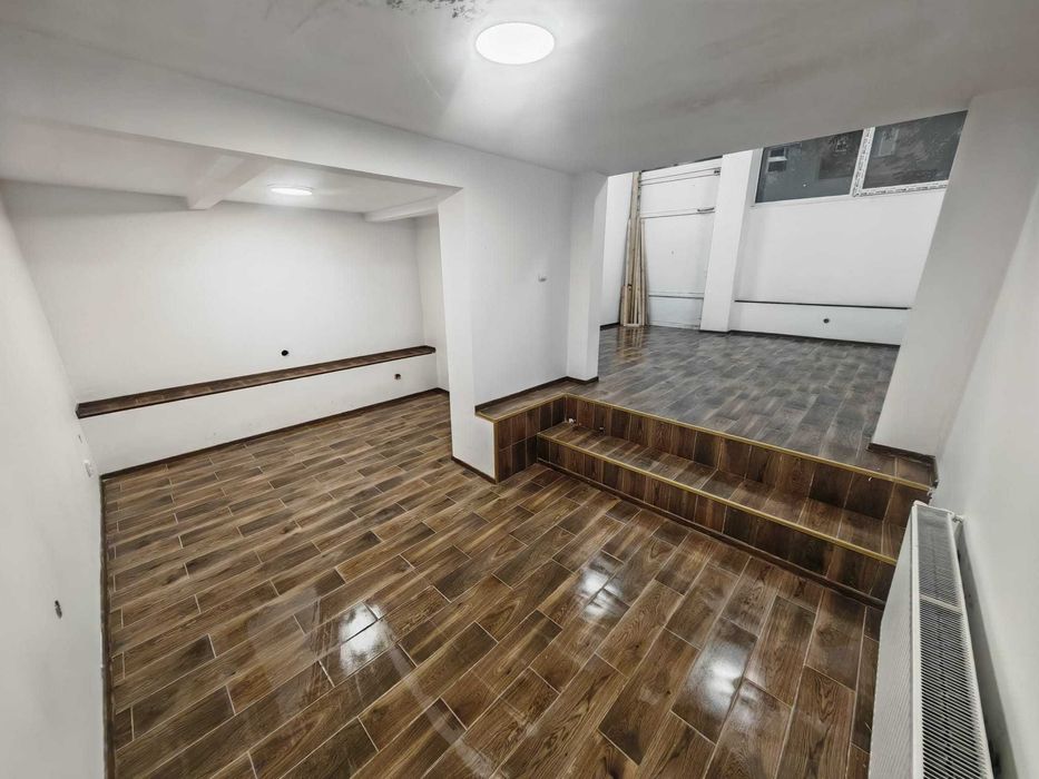 Inchiriez spatiu comercial/office - 117mp, str. Unirii, Petroșani