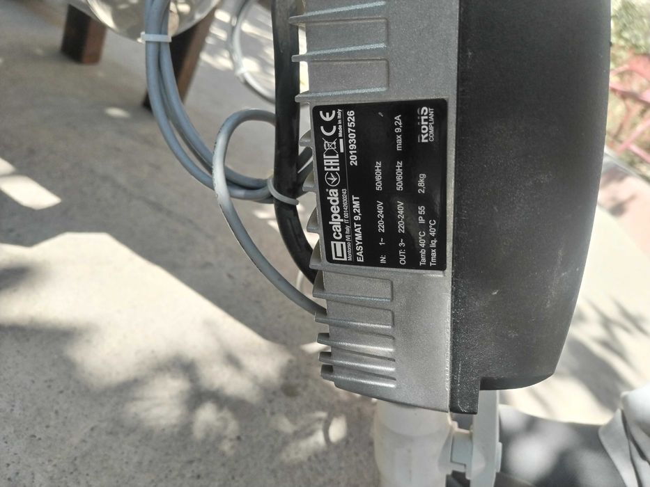 Насосная станция Calpeda в сборе. Насос дозатор для питьевой воды.