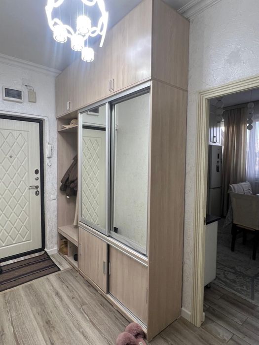 Шкаф прихожая в отличном состояний