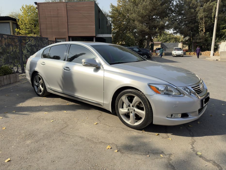 Продаётся Lexus GS430