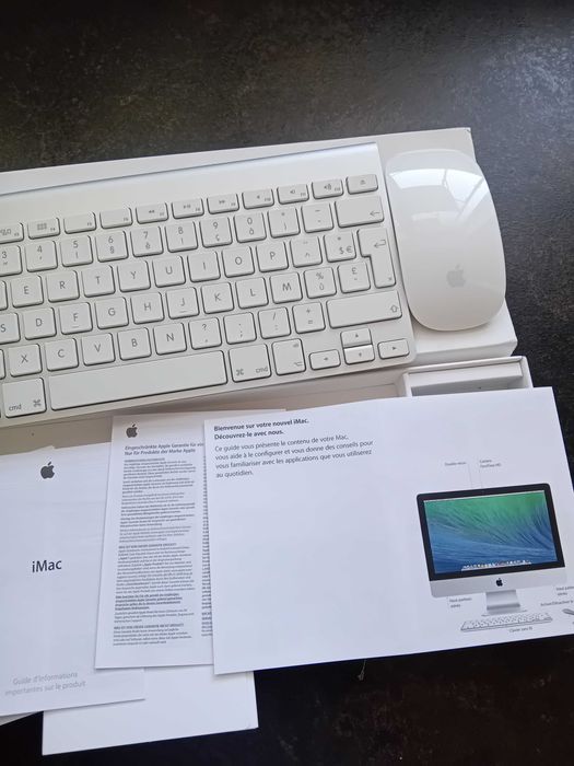 Vând set Apple,tastatură A1314+mouse Magic 2