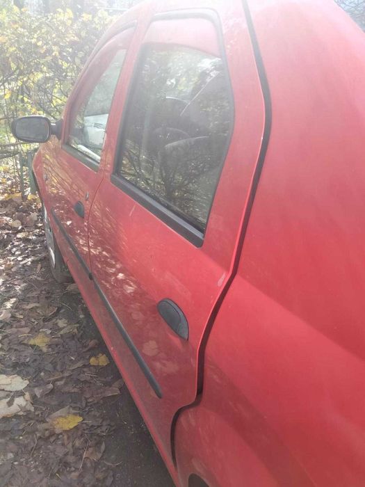 Dacia Logan 2006 Benzina