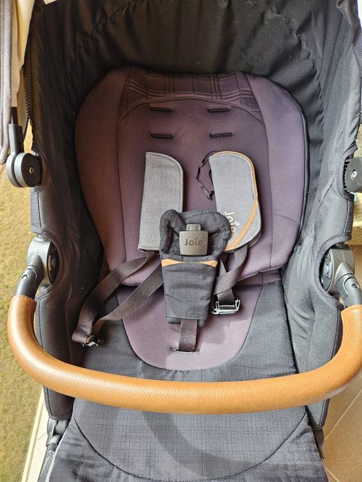 Cărucior Joie Aeria 2 in 1