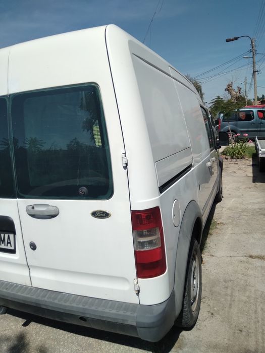 Форд транзит канект 1.8.тди 2003г.