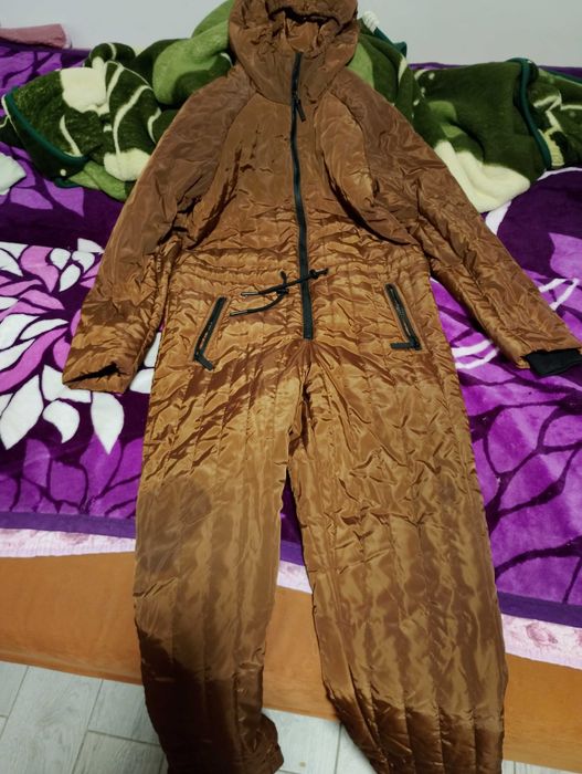 Vând șalopetă fâș damă