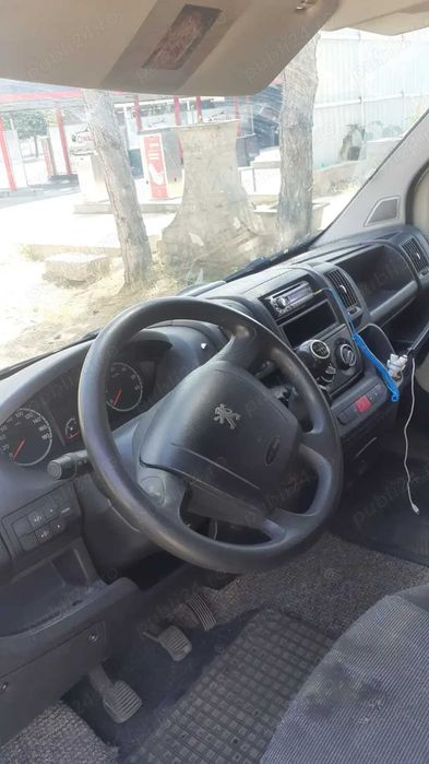Peugeot autoutilitara euro 5, an 2012 ,cutie