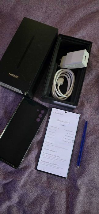 Samsung Galaxy Note 10 8GB RAM 256GB  Aura Glow ПЪЛЕН КОМПЛЕКТ!