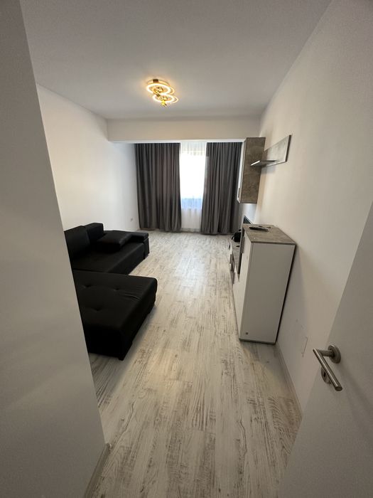 Garsoniera de inchiriat decomandata