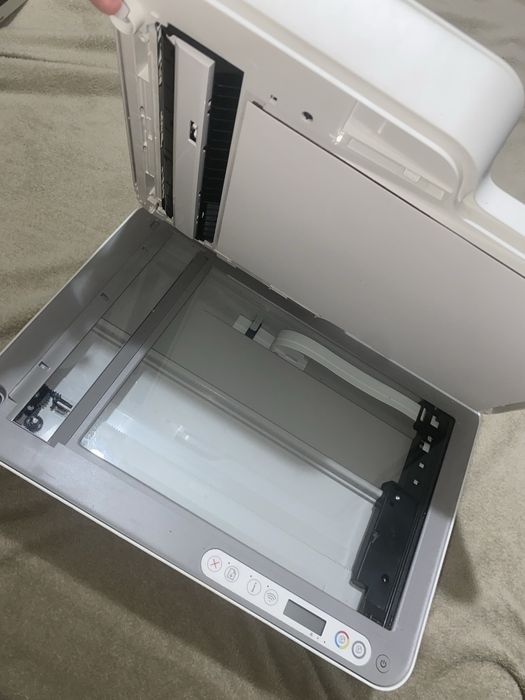 Imprimanta HP ALL-in-One ,functionala perfect fără cartușe .