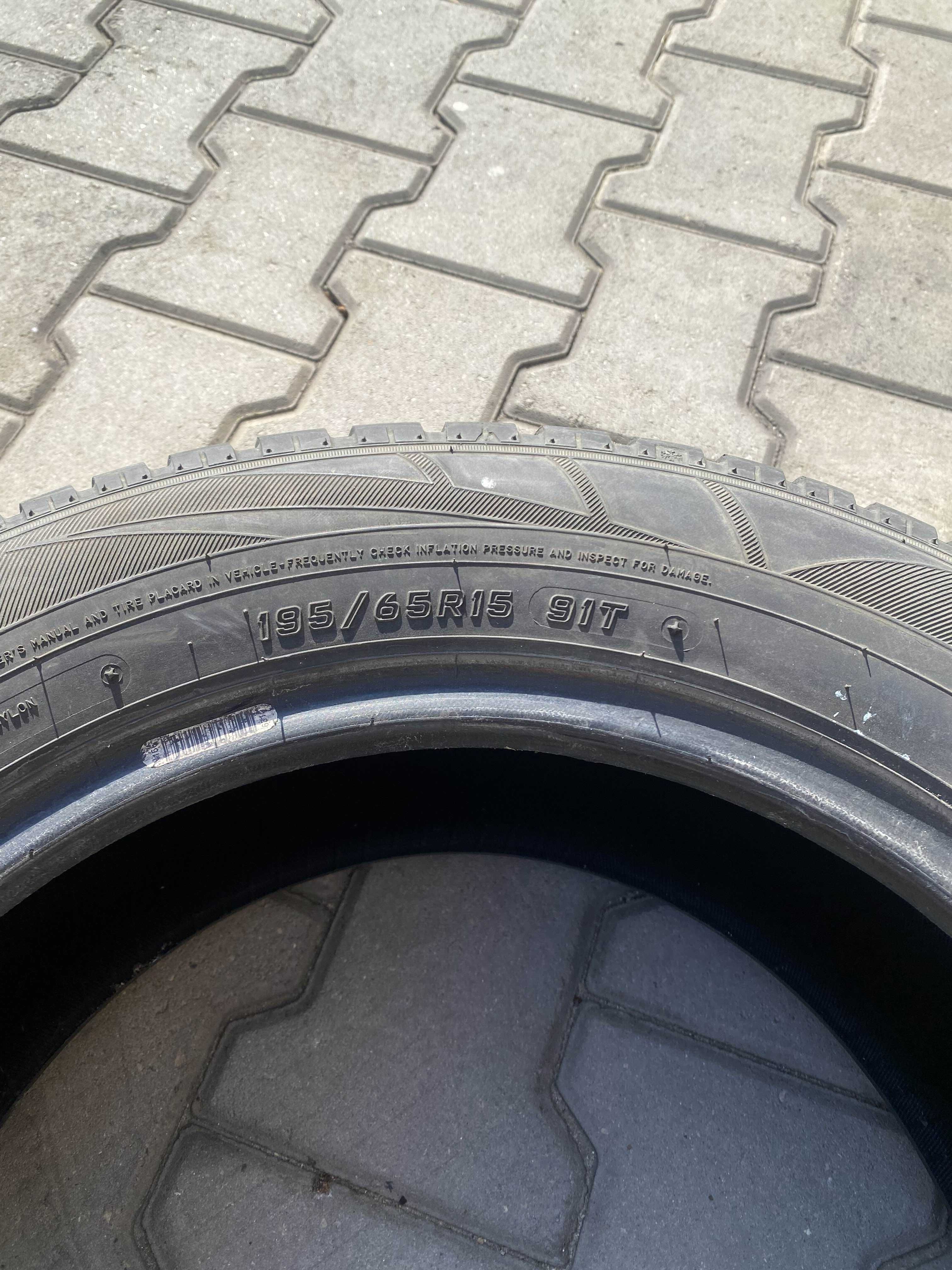 4бр Зимни 195/65/R15 LASSA SNOWAYS 3