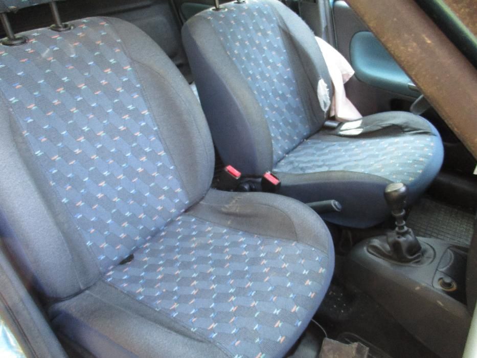 Renault Clio 1.5 DCI 2003 На Части