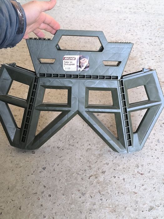 Йигма стул сотилади