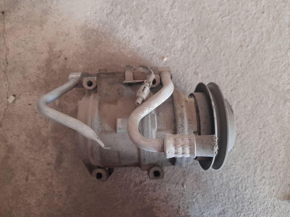 Компрессор кондиционера на 1KZ