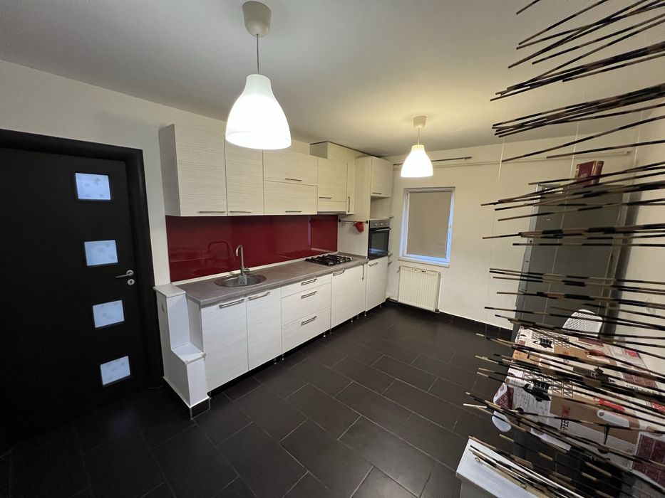 Inchiriere apartament .