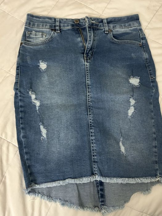 Пола с етикет р-р 42