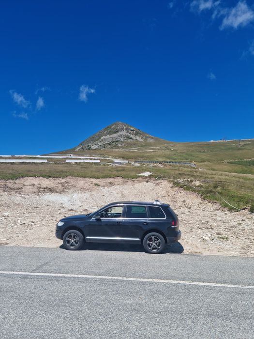 Vând vw touareg 2.5