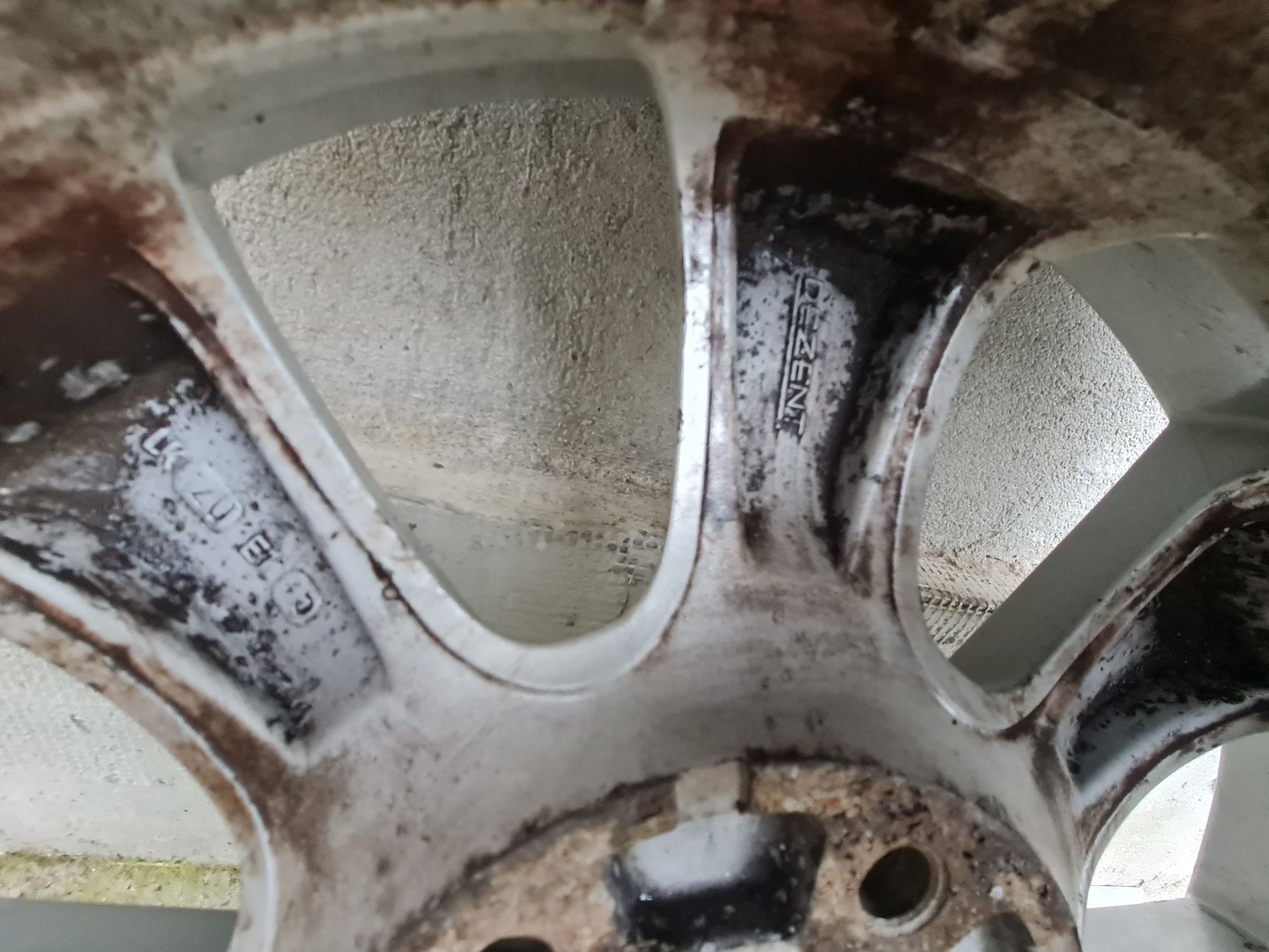 Jante Dezent 5x120  BMW  schimb cu jante vw