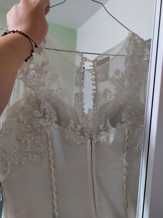 Rochie mireasa noua