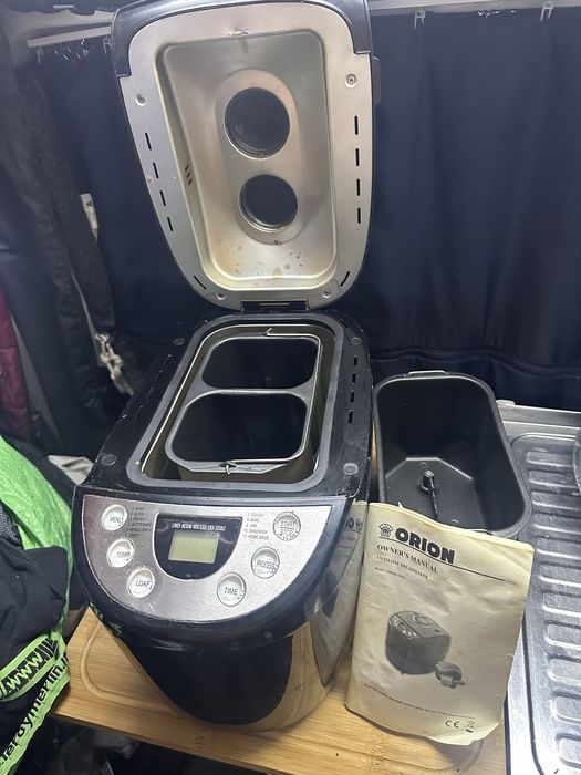 Masina de facut paine Orion doua cuve