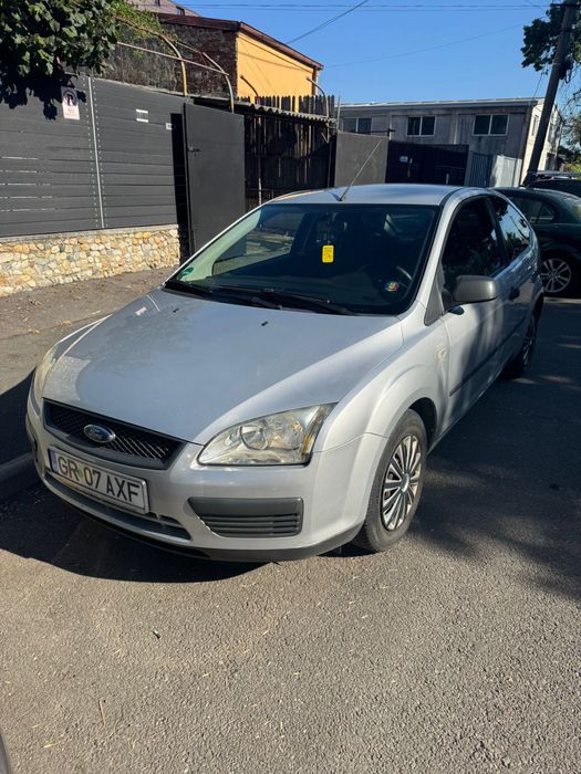 Ford Focus 2005 – 1.6 benzină – Perfect pentru Rabla