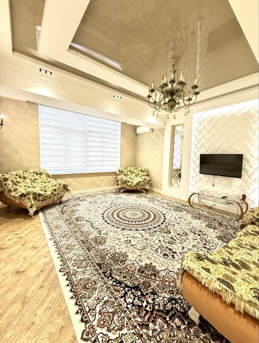 Рудакий.Сдаётся 3х комнатная Люкс Новостройке.Олтин Самарканд