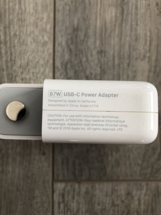 Dockcase Macbook Pro 15 inch - Docking station