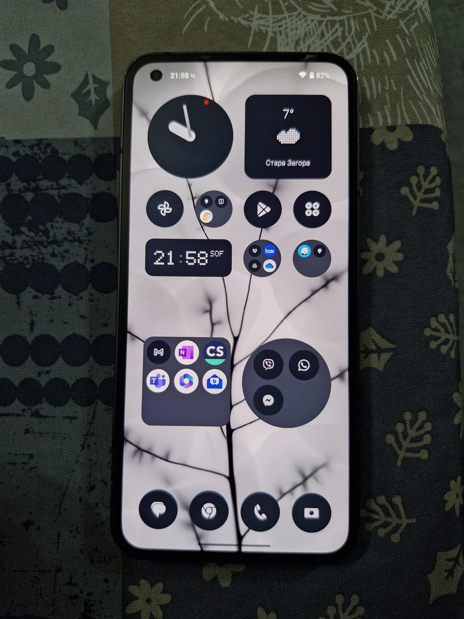 Смартфон Nothing Phone (1)
