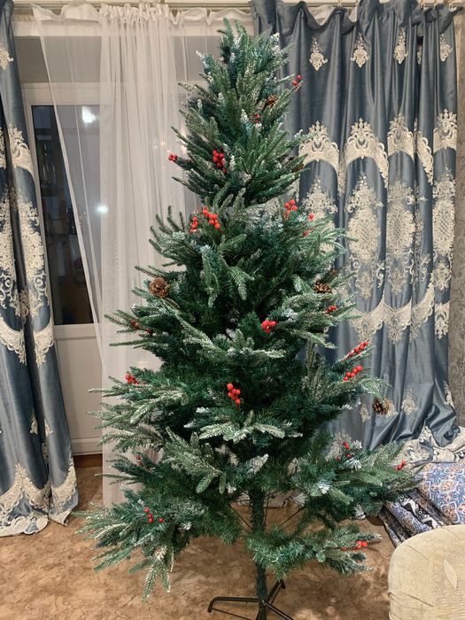 Продам елку 180 см