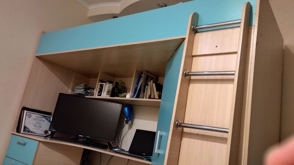 Мебель для детей, спец заказ, 5 в 1,  шкаф, тубочка , кровать , стол,