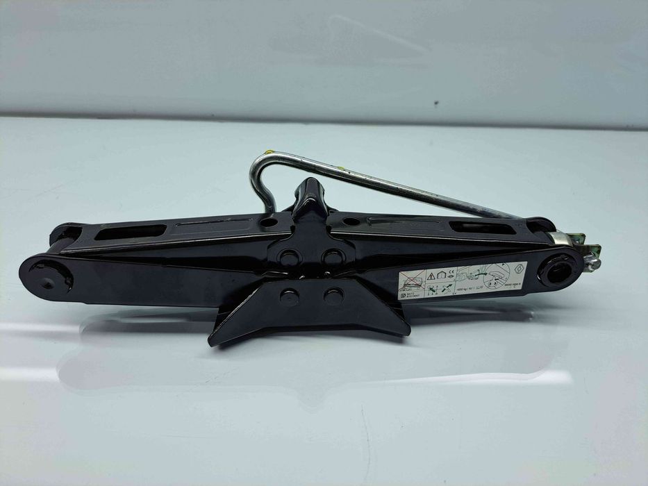 Set cric si cheie SMART Fortwo Coupe (W453) [Fabr 2014-2019] OEM