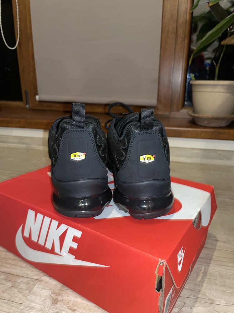 Nike Vapor Max Plus